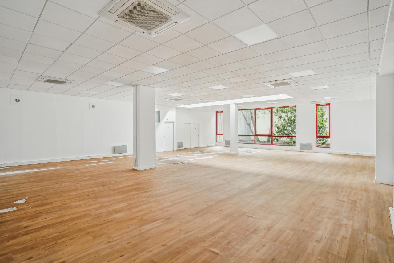 Bureau Paris 734m² Location bureau Paris OLBUR2318206 5